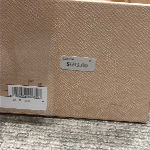 Angle boots - Picture 5 of 5